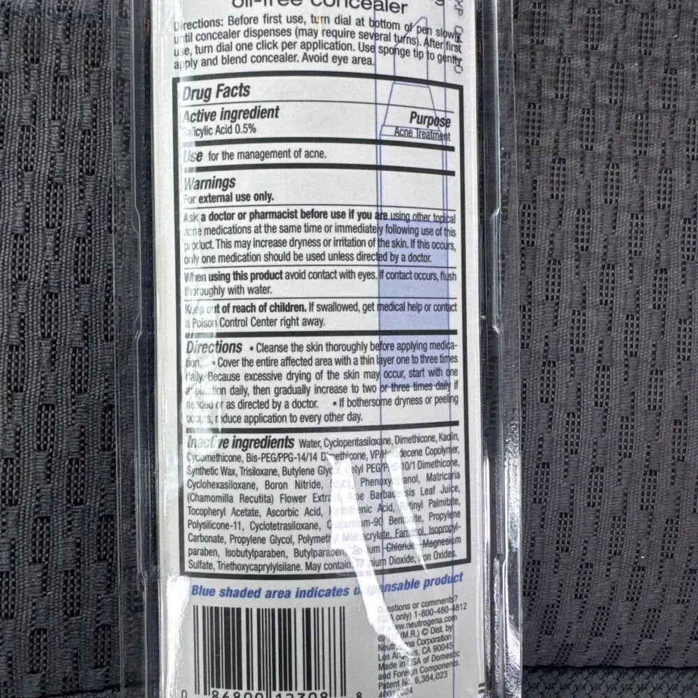 Neutrogena SkinClearing Oil-Free Concealer, 02 Light, 0.05 oz